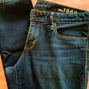 GAP women’s 1969  “Pretty Skinny” jeans